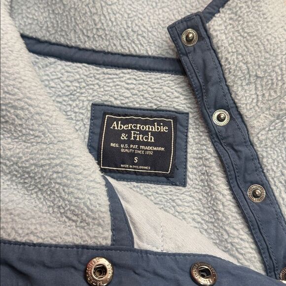 Abercrombie & Fitch Blue Snap-Front Fleece Quilt Chest Panel Tunic Size S - Picture 7 of 12
